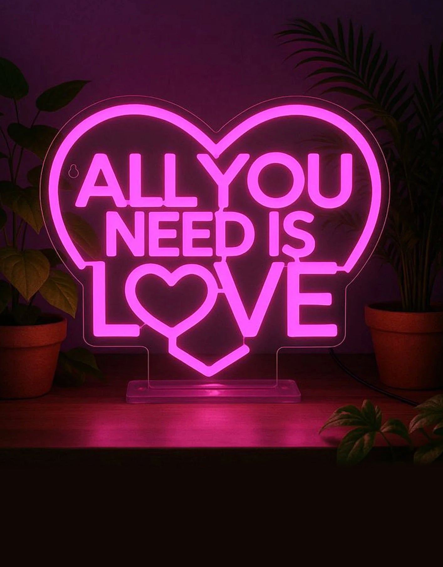 Lampada LED Effetto Neon “All You Need Is Love” It’s a Sign – Legami