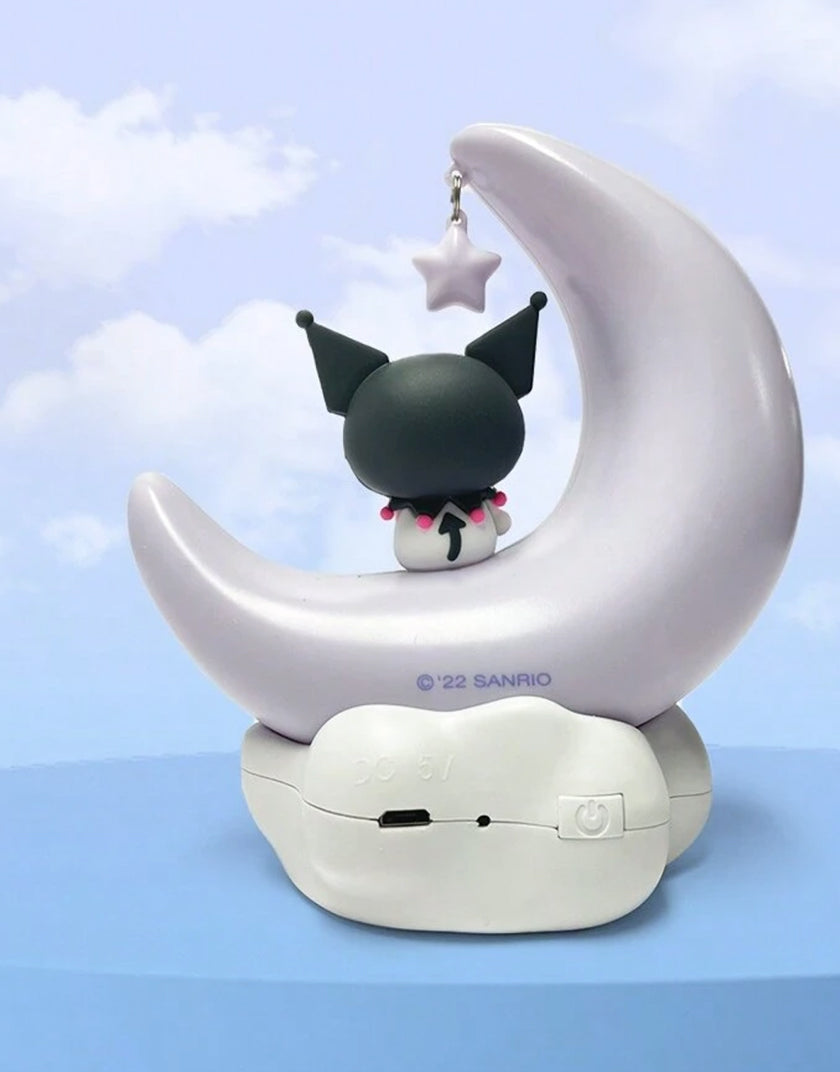 Lampada Notturna Sanrio Kuromi sulla Luna