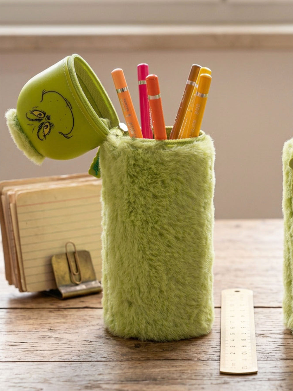 Astuccio Goommy Estensibile The Grinch Colourbook in Peluche
