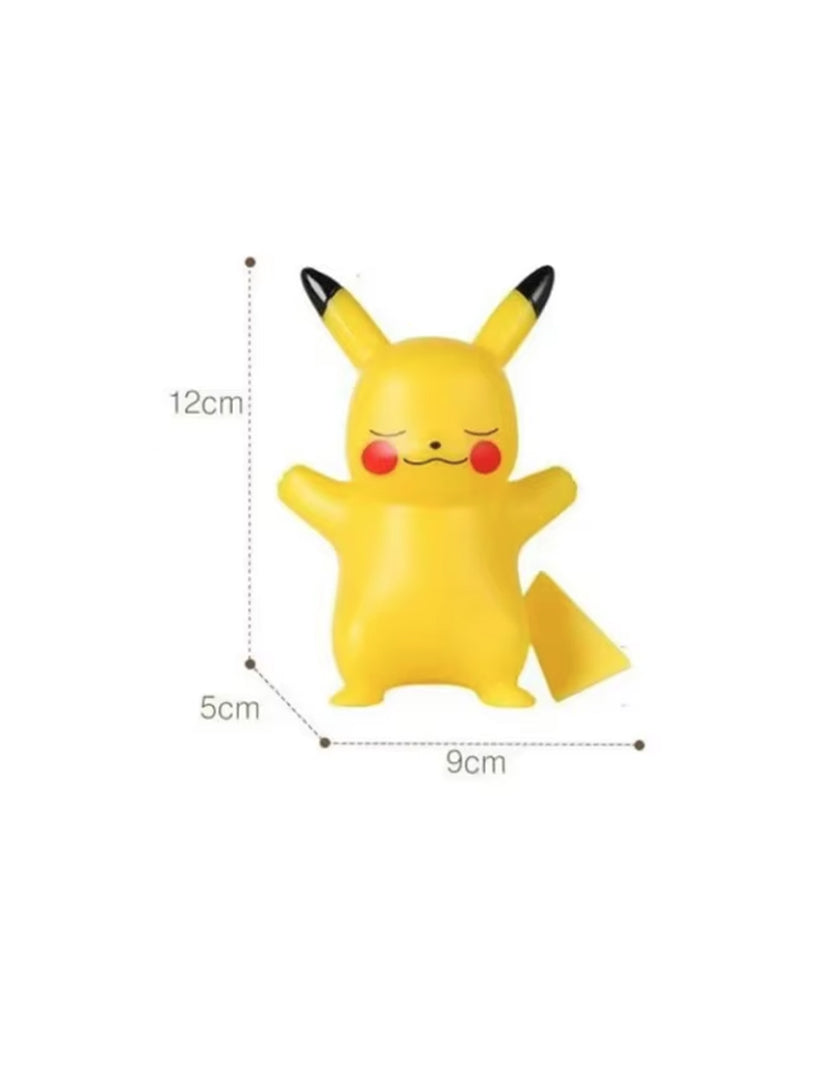 Luce Notturna Pokémon Pikachu sdraiato